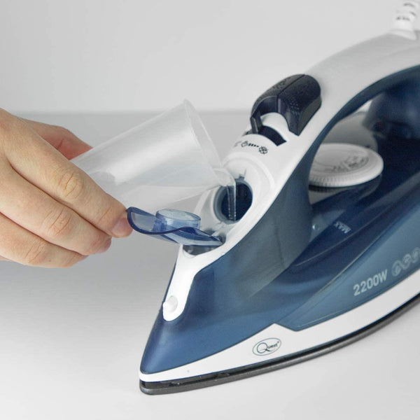 Professional Steam Iron / Variable Temperature / 40 Second Rapid Heating / Non-Stick Soleplate and Self Clean Function / 2200 W / Blue Colour